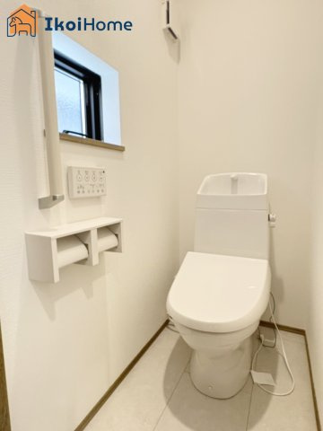 神戸市西区糀台2丁目　新築戸建　A号棟のトイレ|【ホームページに現地動画掲載中】●年中無休：当日予約可●ウォシュレット・暖房便座脱臭機能付きトイレ