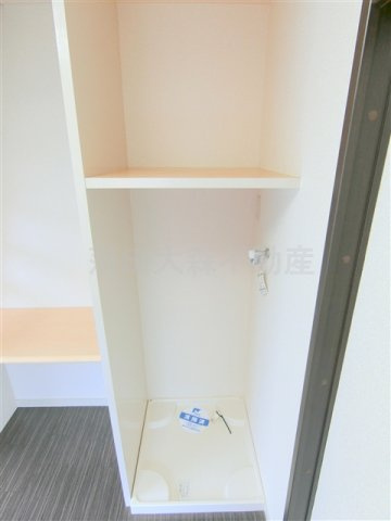 パティナージュ池上の設備|室内洗濯機置き場　上部棚付き