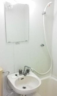 サンプラザ南林間の洗面所