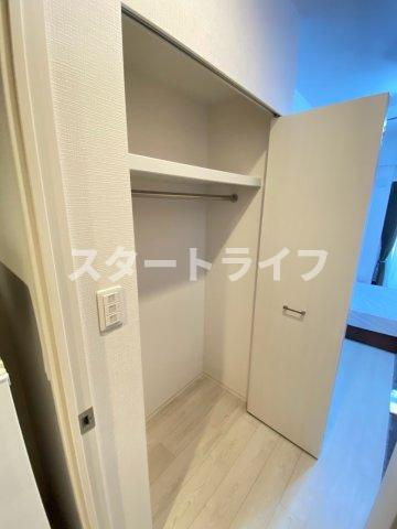 大阪市東淀川区西淡路４丁目の賃貸マンションの収納