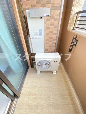 大阪市東淀川区西淡路４丁目の賃貸マンションのバルコニー