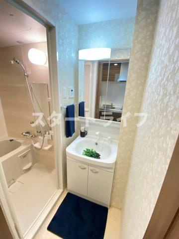 大阪市東淀川区西淡路４丁目の賃貸マンションの洗面所
