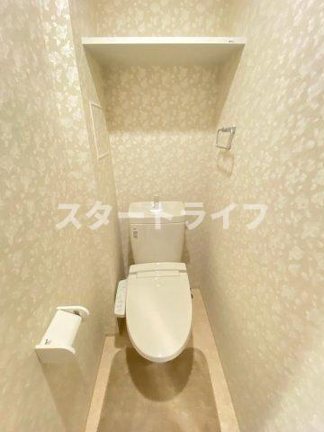 大阪市東淀川区西淡路４丁目の賃貸マンションのトイレ