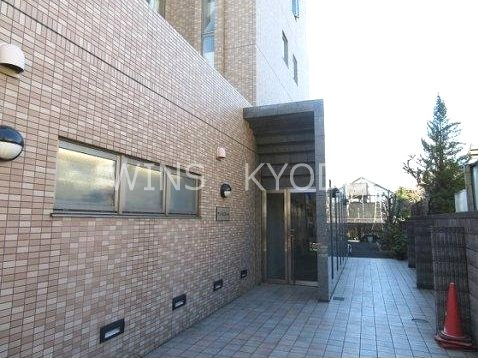 世田谷区祖師谷３丁目の賃貸マンションのエントランス