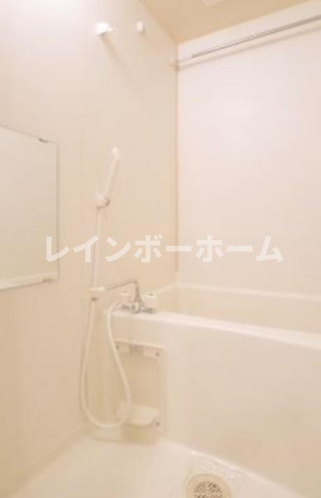 SKYM　仲介手数料（賃料の1.10ヵ月）の50％OFF対象物件！の浴室|コンパクトで使いやすいお風呂です