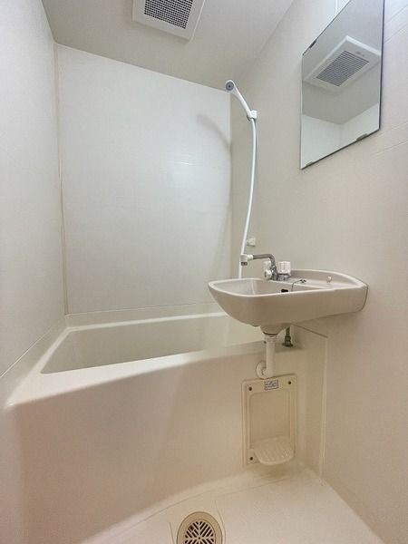 アプローズＡの浴室