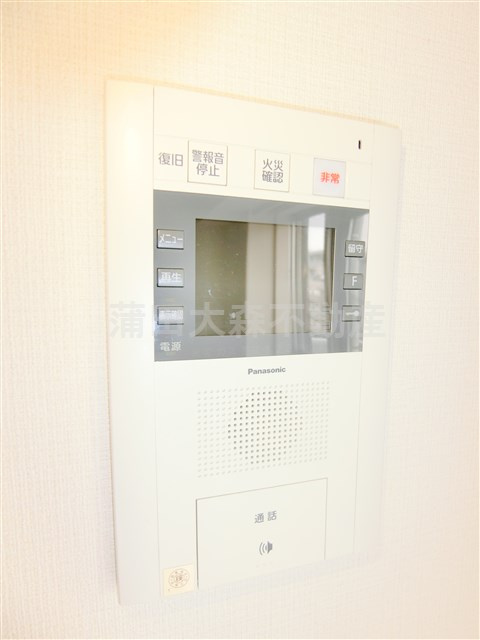 ジーベック西蒲田の設備|TVモニター付オートロック　