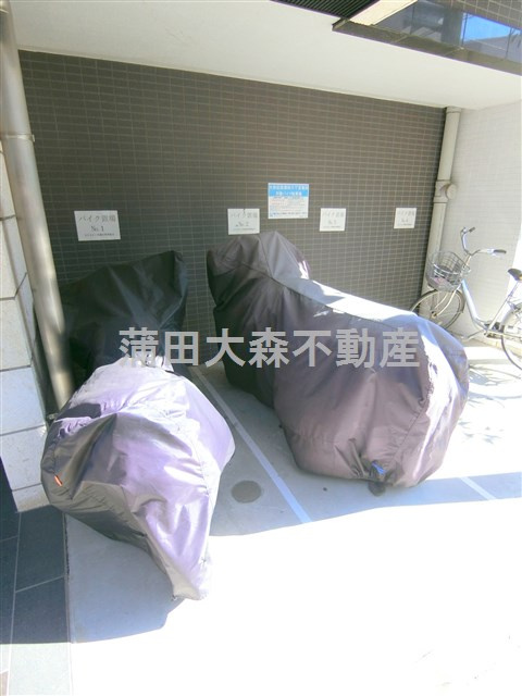ジーベック西蒲田のその他共用部分|バイク置き場　空き状況等詳細はお問合せ下さい。
