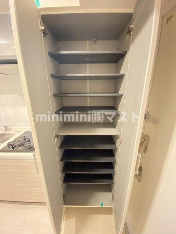 フォーリアライズ難波南レーヴの収納