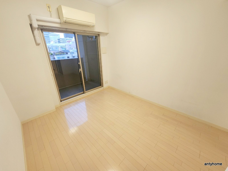 クリスタルブライト谷町　仲介手数料無料の洋室