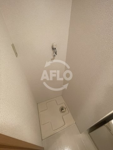 フローライト上新庄駅前の洗面所|フローライト上新庄駅前　洗濯パン