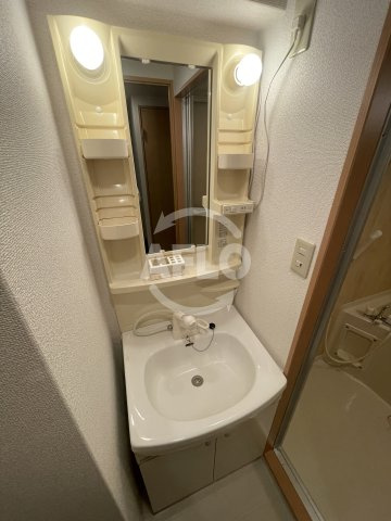 フローライト上新庄駅前の独立洗面台|フローライト上新庄駅前　洗面台
