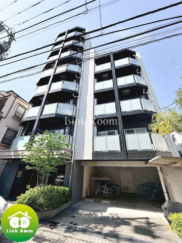 アクサス東京オリエンスの外観