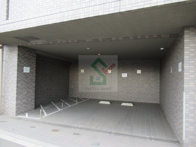 ルーブル練馬高野台の駐車場