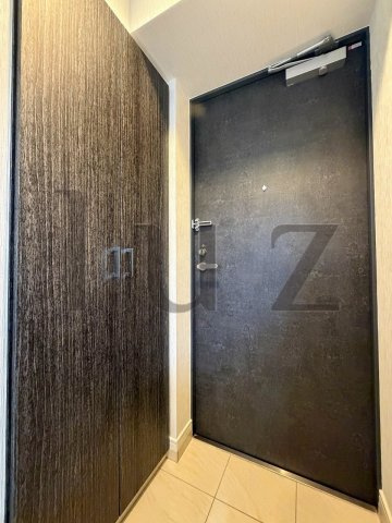 ラヴェニール横浜蒔田の玄関