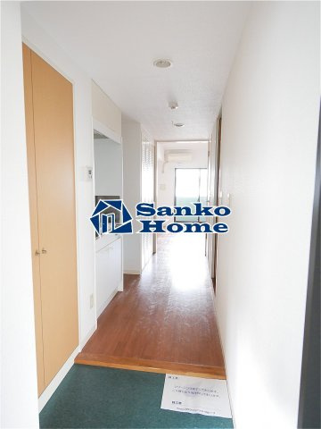 リトルフィールド蔵前の玄関