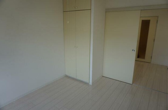 日興パレス登戸の内装