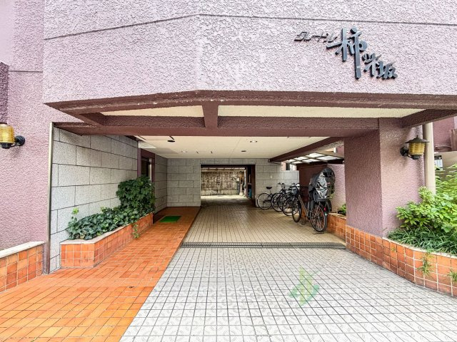 クレードル柿の木坂のエントランス