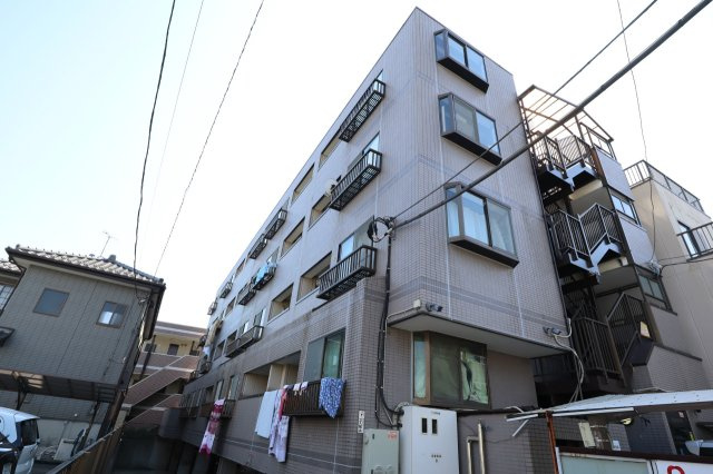 コーポラス石井の外観