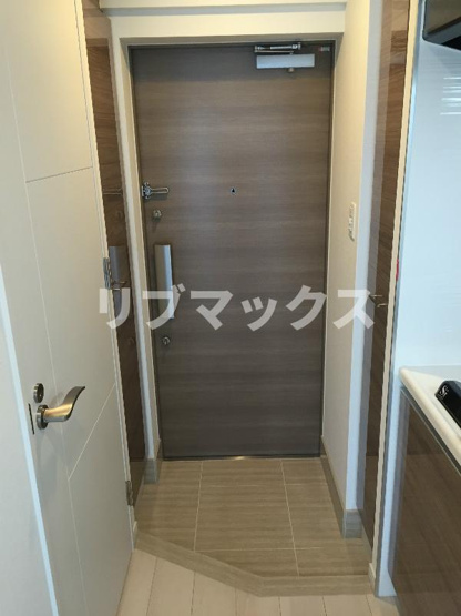 【玄関】メインステージ横濱ポートサイド