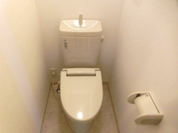 シャトレバレ町屋のトイレ