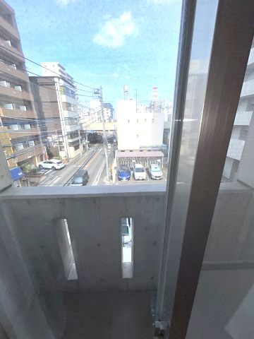 TYビルのバルコニー