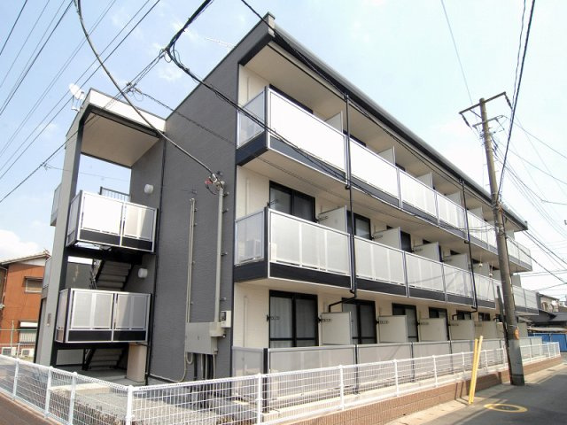レオパレスベイブリーズそがの外観