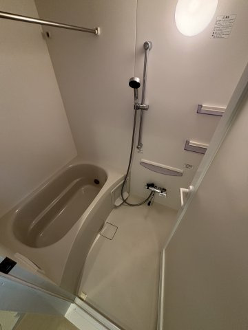 エテルノ西葛西の浴室