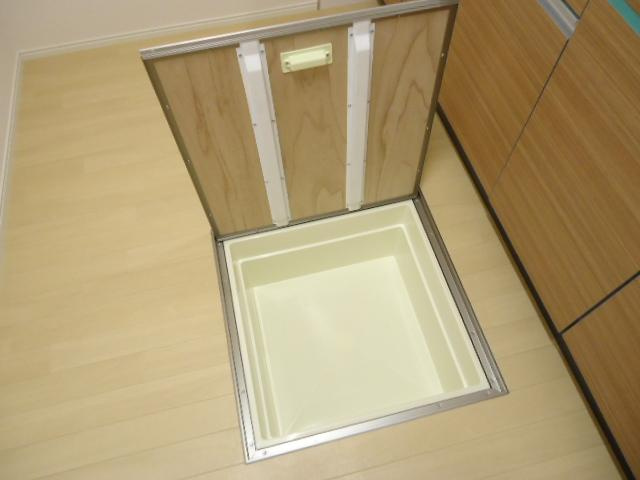 ヒルクレスト　サンワの収納|床下収納