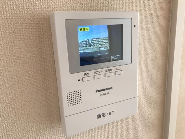 グランウッドの内装|カメラ付インターホン