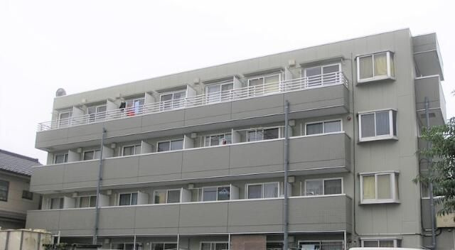大和市南林間１丁目の賃貸マンションの外観