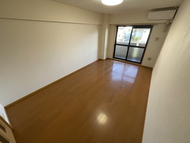 プティネージュの居間・リビング