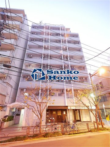 スカイコート入谷の外観