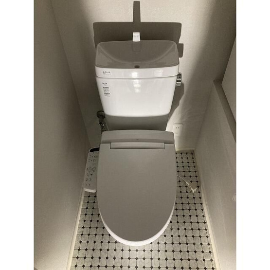 【トイレ】 | Kensington House | シンプルで使いやすいトイレです
