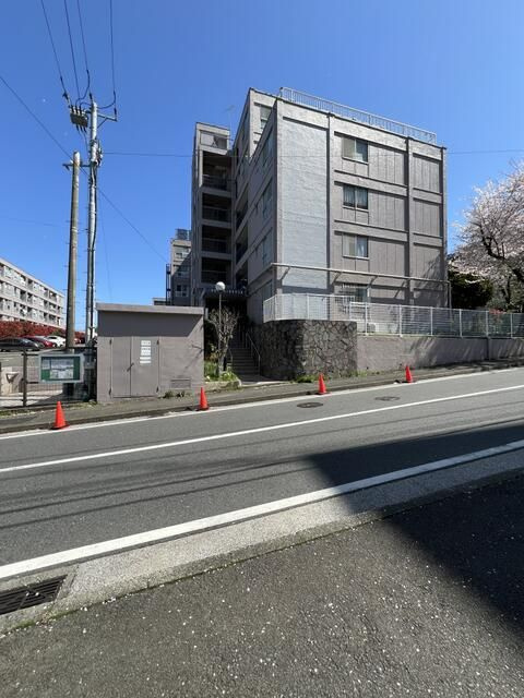 希望ヶ丘第２コーポラスＤ棟の外観