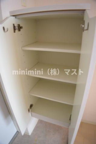 セレニテ難波西の収納