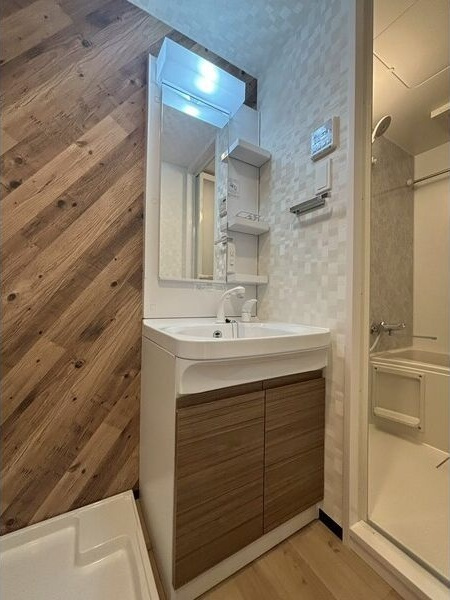 CREST TAPP金山の洗面所