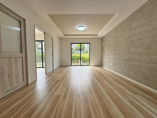 所沢市小手指南6丁目新築戸建の居間・リビング
