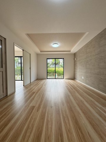 所沢市小手指南6丁目新築戸建の居間・リビング