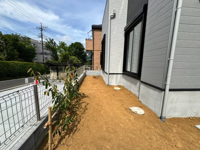 所沢市小手指南6丁目新築戸建の庭