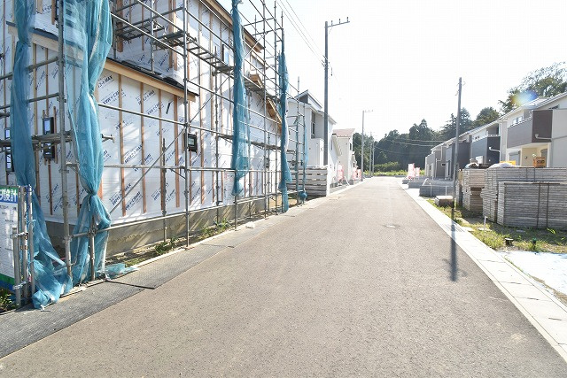いろどりアイタウン　日立市西成沢町2丁目　23-P1　4の前面道路含む現地写真|現地撮影（2026年8月）