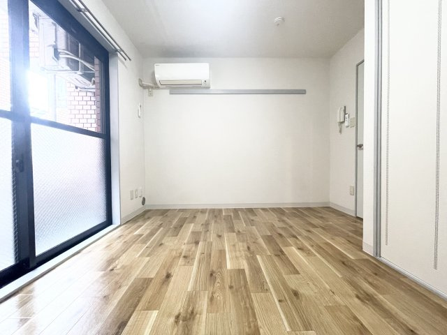 煉瓦館輝の居間・リビング