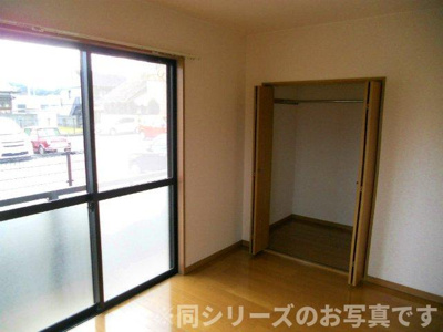 【居間・リビング】 | フラワーハイツ　D棟　★プライスホームなら仲介手数料が割引価格です！★