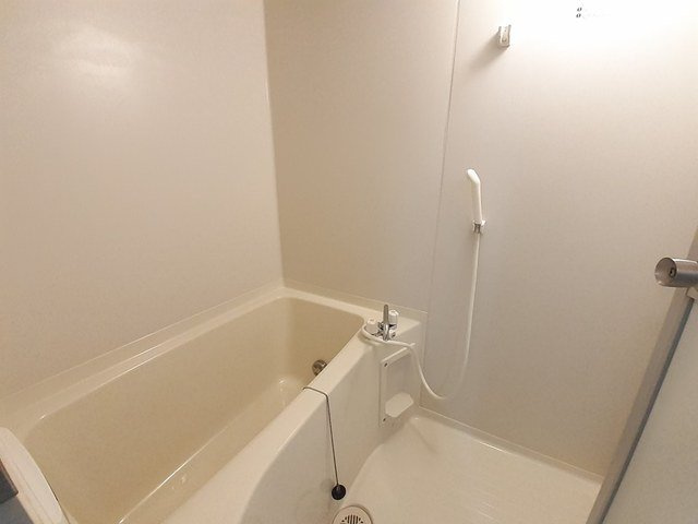 ヒルトップレジデンスの浴室