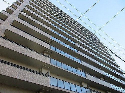 サーパス新町一丁目の外観