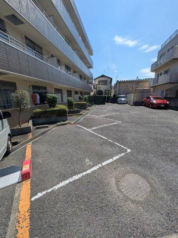 ペアパークⅡの駐車場