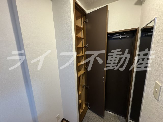 クレール玉造の収納|便利な収納スペースです