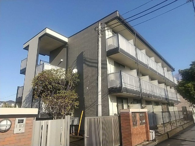 レオパレス所沢航空公園の外観