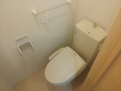 【トイレ】 | ラフィーシアＢ | コンパクトで使いやすいトイレです