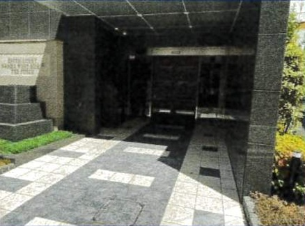 大阪市大正区三軒家東１丁目の賃貸マンションのエントランス